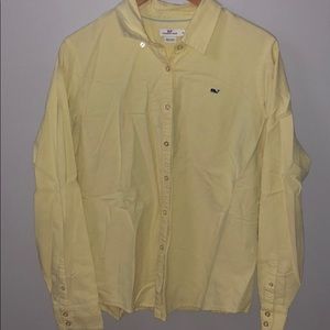 Women’s Vineyard Vines Button Down size 14